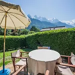 Moderne Avec Terrasse Et Jardin Privatif A - Parking Inclus - Fr-1-343-267 아파트 샤모니