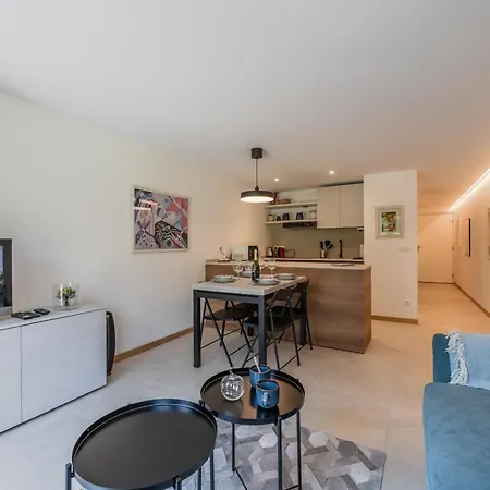 Moderne Avec Terrasse Et Jardin Privatif A - Parking Inclus - Fr-1-343-267 Apartament