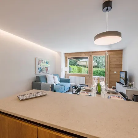 Apartament Moderne Avec Terrasse Et Jardin Privatif A - Parking Inclus - Fr-1-343-267 Chamonix