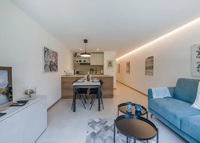 Apartamento Moderne Avec Terrasse Et Jardin Privatif A - Parking Inclus - Fr-1-343-267