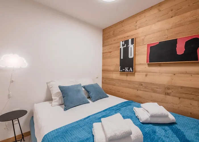 Moderne Avec Terrasse Et Jardin Privatif A - Parking Inclus - Fr-1-343-267 Apartman